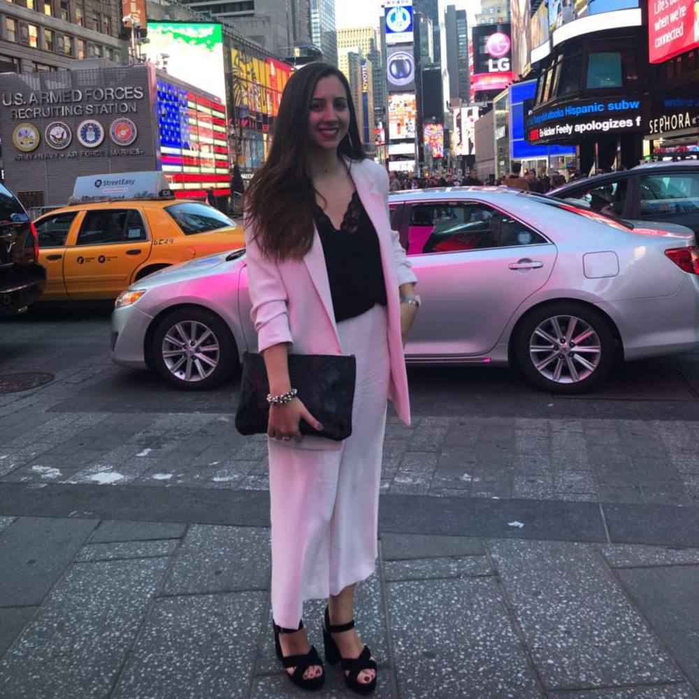 Meet your Posher, Antia